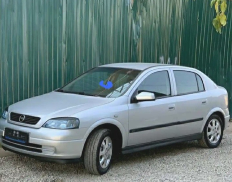 Лобовое стекло от Opel Astra G